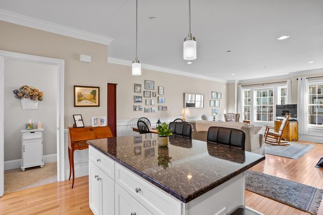 28 Acadia Lane, Exeter, NH 03833