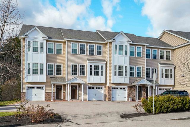 28 Acadia Lane, Exeter, NH 03833