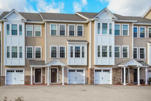 28 Acadia Lane, Exeter, NH 03833