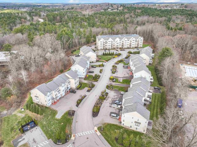 28 Acadia Lane, Exeter, NH 03833