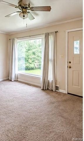 18317 Dalby, Redford, MI 48240