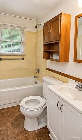 18317 Dalby, Redford, MI 48240
