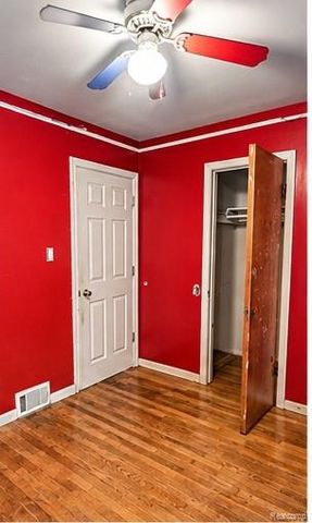 18317 Dalby, Redford, MI 48240