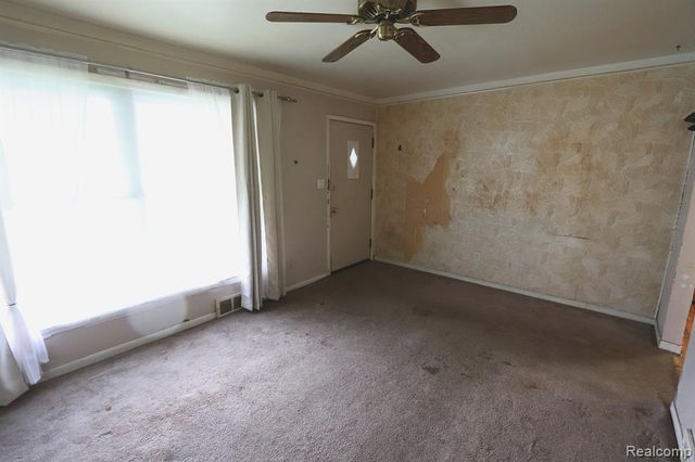 18317 Dalby, Redford, MI 48240