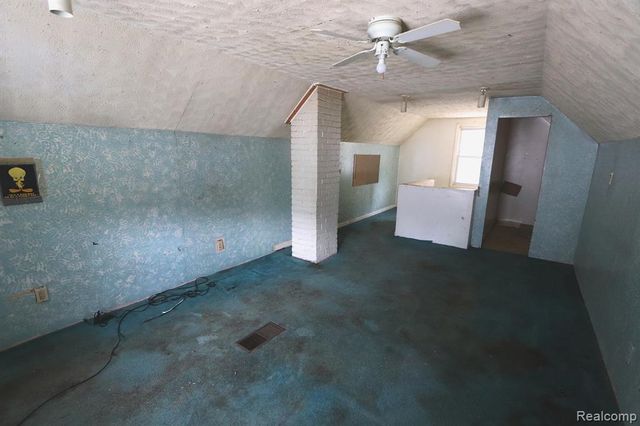 18317 Dalby, Redford, MI 48240