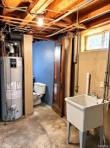 18317 Dalby, Redford, MI 48240