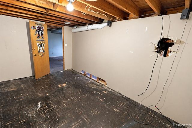 18317 Dalby, Redford, MI 48240