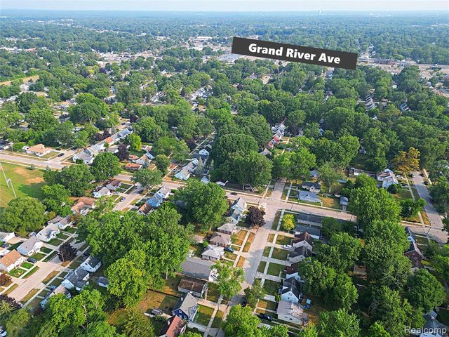 18317 Dalby, Redford, MI 48240