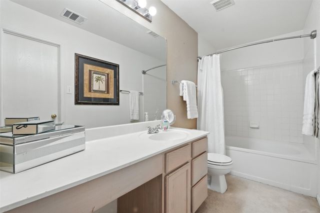 13024 Lofton Cliff DR, Del Valle, TX 78617