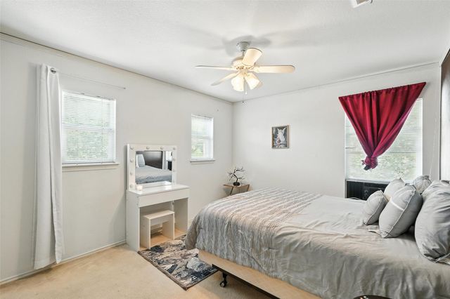 13024 Lofton Cliff DR, Del Valle, TX 78617