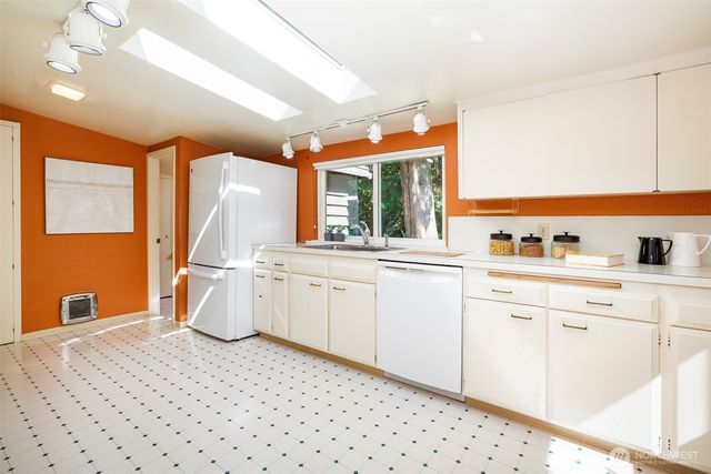 900 NW 134th Street, Seattle, WA 98177