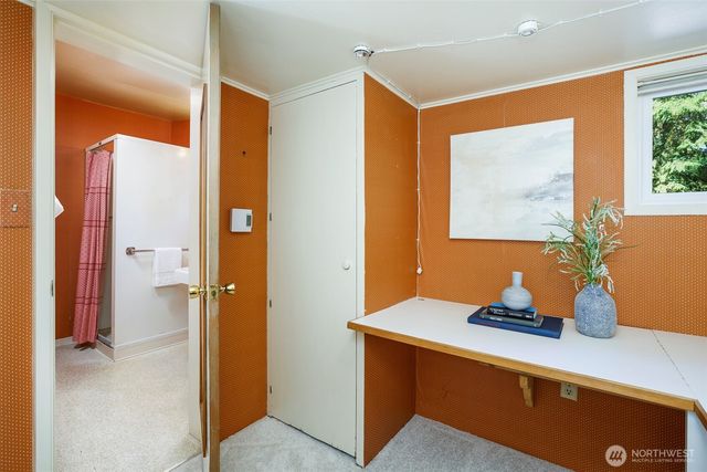 900 NW 134th Street, Seattle, WA 98177