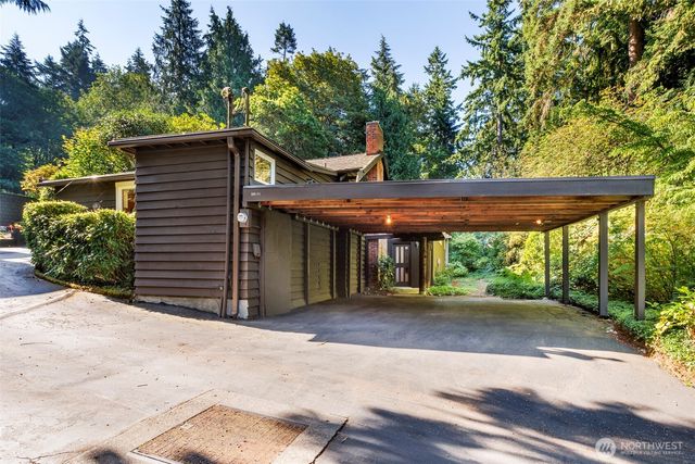 900 NW 134th Street, Seattle, WA 98177