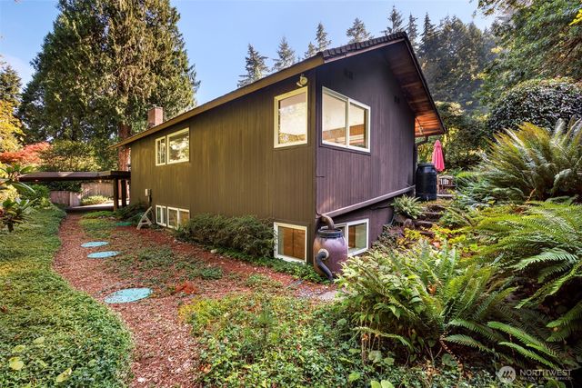 900 NW 134th Street, Seattle, WA 98177