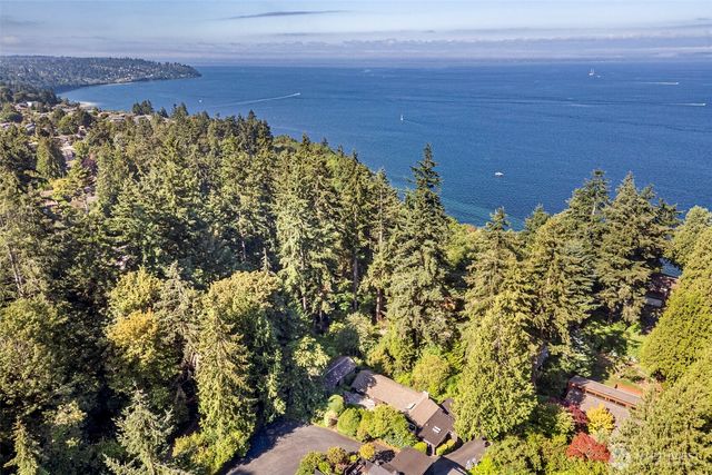 900 NW 134th Street, Seattle, WA 98177
