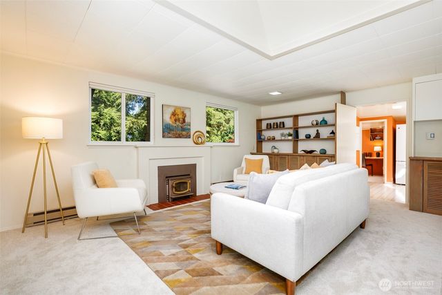 900 NW 134th Street, Seattle, WA 98177