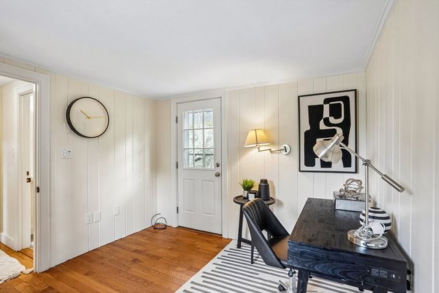 1 Constitution Rd, Lexington, MA 02421