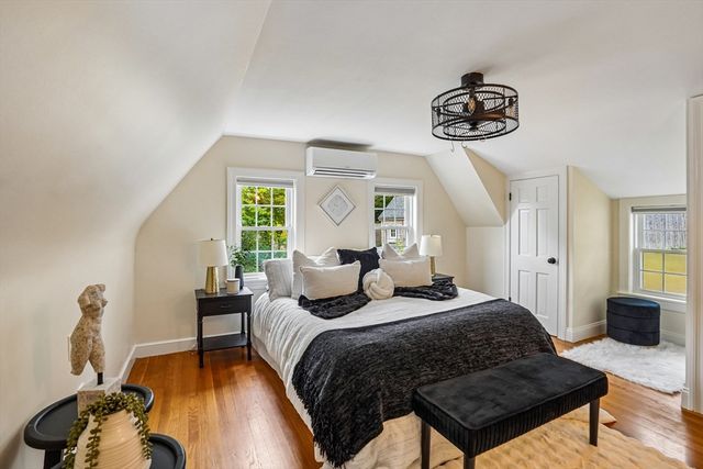 1 Constitution Rd, Lexington, MA 02421