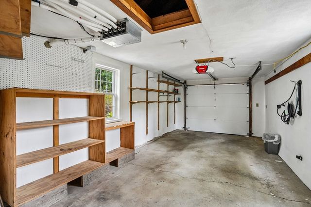 1 Constitution Rd, Lexington, MA 02421