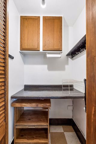 810 Randolph Avenue, Saint Paul, MN 55102