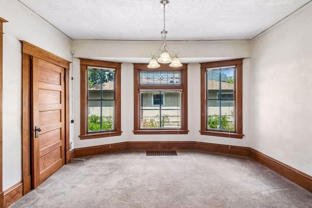 810 Randolph Avenue, Saint Paul, MN 55102