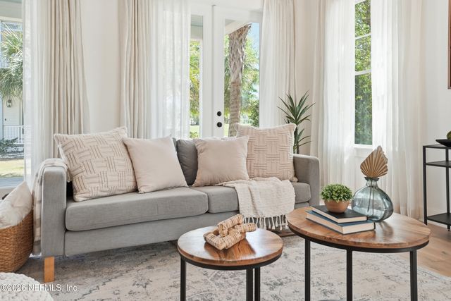 1734 MARITIME OAK Drive, Atlantic Beach, FL 32233