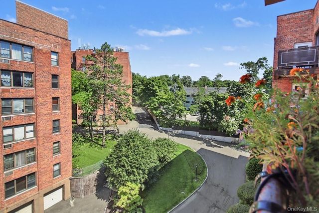 119 S Highland Avenue 5E, Ossining, NY 10562