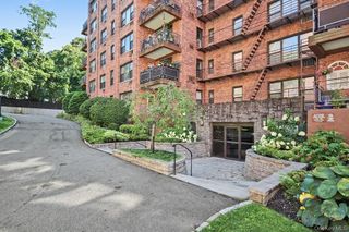 119 S Highland Avenue 5E, Ossining, NY 10562