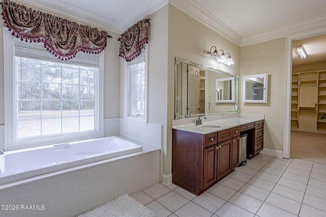 130 Percy Road, Lafayette, LA 70506