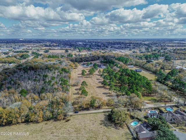 130 Percy Road, Lafayette, LA 70506