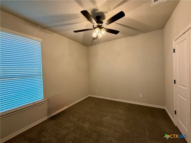 2554 Settlers Oak Drive, Belton, TX 76513