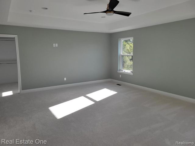 25 Florence Drive, Troy, MI 48098