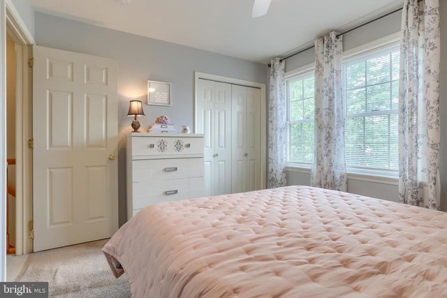 4 MAYFLY CT, Myerstown, PA 17067