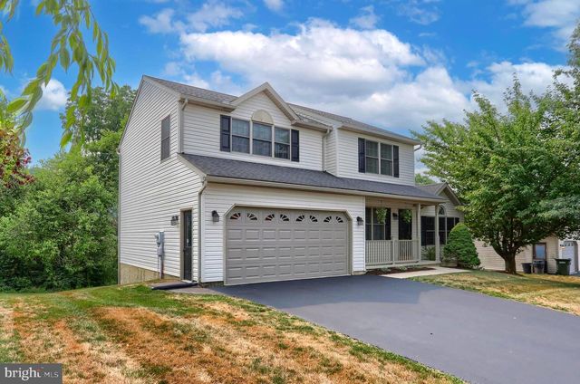 4 MAYFLY CT, Myerstown, PA 17067