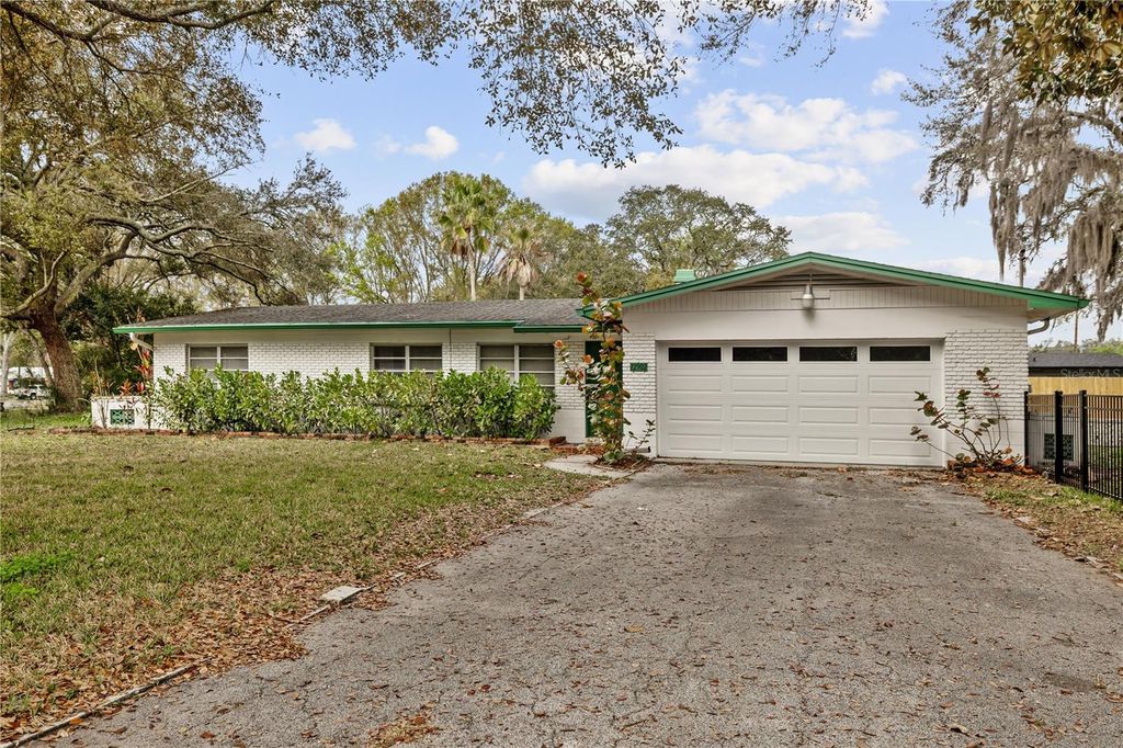12902 FOREST HILLS DRIVE, Tampa, FL 33612