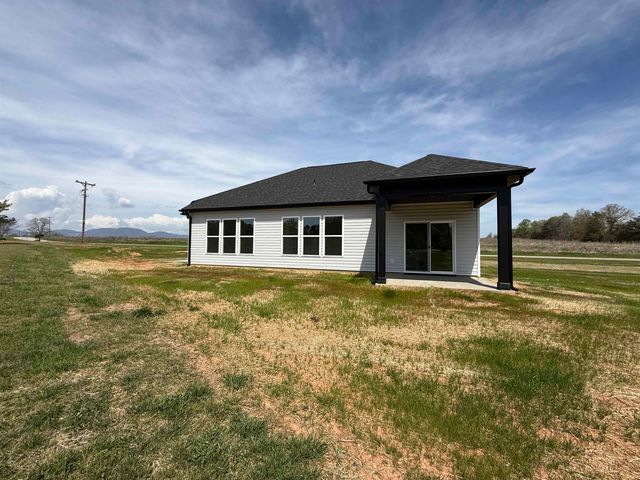 943 Ferree Road, Campobello, SC 29322