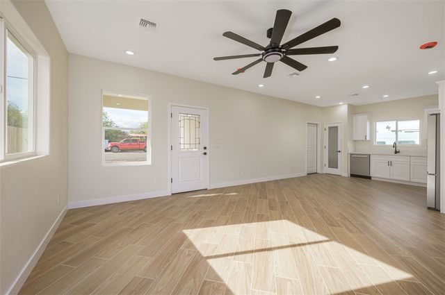 2108 Clearwater Dr., Bullhead City, AZ 86442