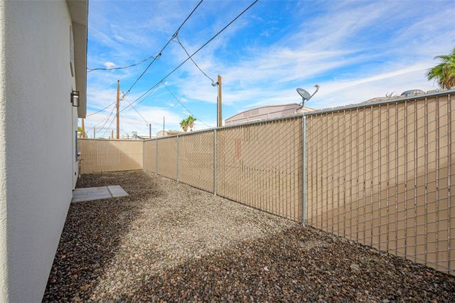 2108 Clearwater Dr., Bullhead City, AZ 86442