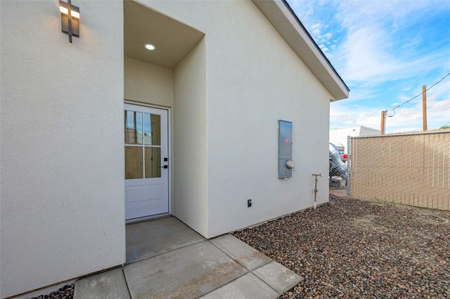 2108 Clearwater Dr., Bullhead City, AZ 86442