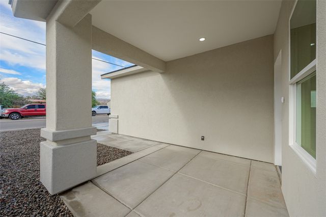 2108 Clearwater Dr., Bullhead City, AZ 86442