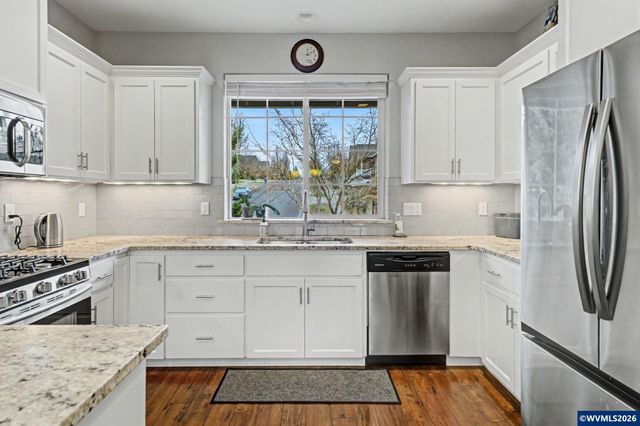 2592 Christina St NW, Salem, OR 97304