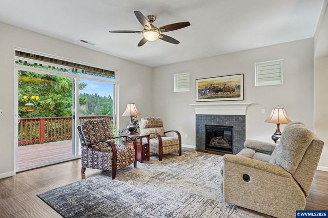 2592 Christina St NW, Salem, OR 97304