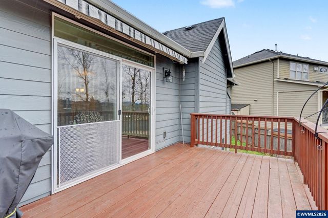 2592 Christina St NW, Salem, OR 97304