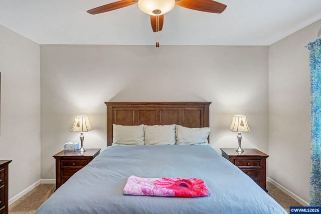 2592 Christina St NW, Salem, OR 97304