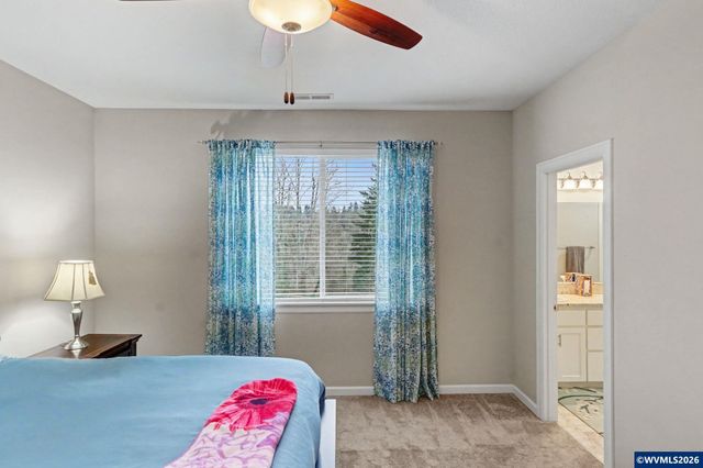 2592 Christina St NW, Salem, OR 97304