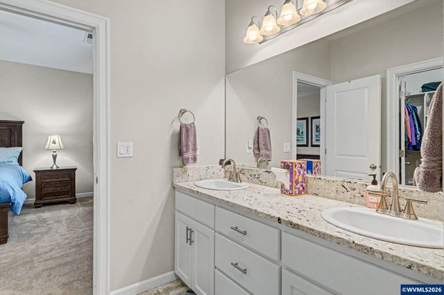 2592 Christina St NW, Salem, OR 97304