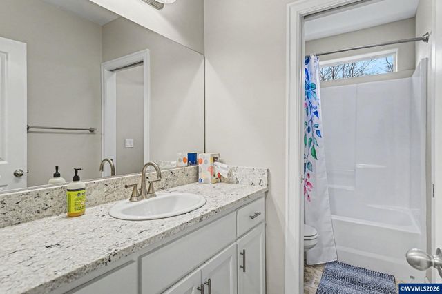 2592 Christina St NW, Salem, OR 97304