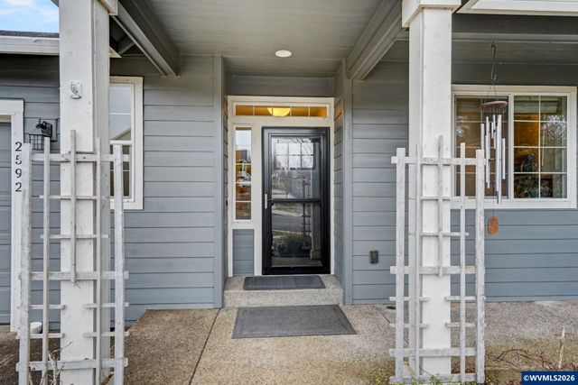 2592 Christina St NW, Salem, OR 97304