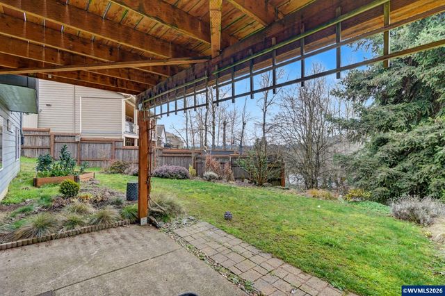 2592 Christina St NW, Salem, OR 97304