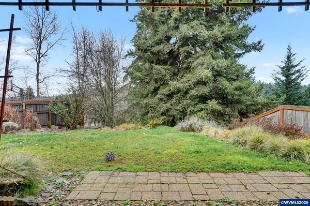 2592 Christina St NW, Salem, OR 97304